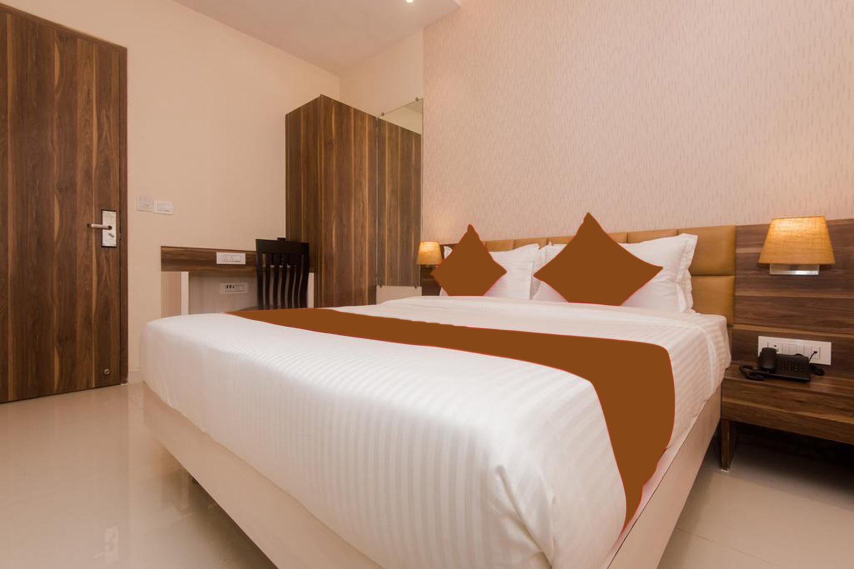 Book Hotel deals and offers  on Grand Heritage Kurla @thebudgetstay.com 